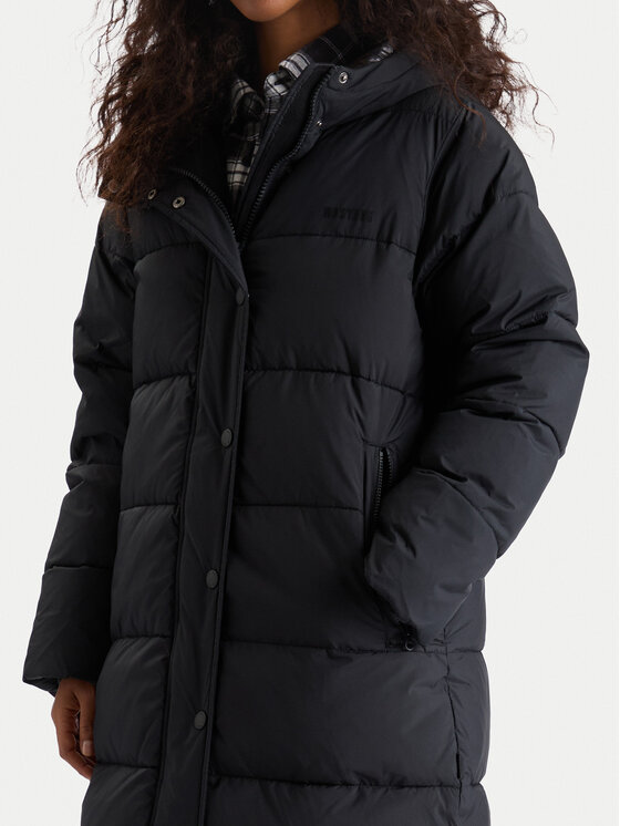 Mustang Mustang Žieminė striukė Crystal City 1016746 Juoda Relaxed Fit