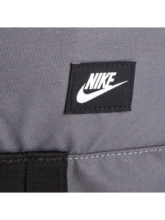 Nike Sac a dos BA4857 25 Gris