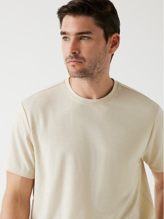 Guess Guess T-Shirt 178581 Beżowy Classic Fit