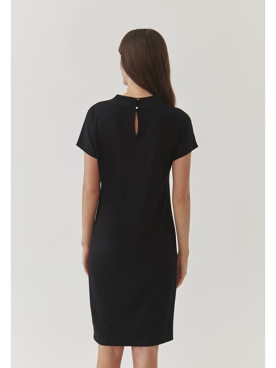 TATUUM TATUUM Úpletové šaty ZORIMA Černá Fitted Fit