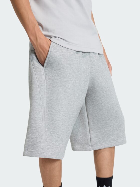adidas adidas Szorty materiałowe 159228 Szary Regular Fit