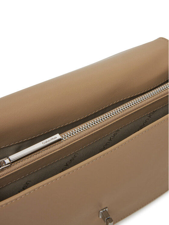 Calvin Klein Calvin Klein Torbica Ck Elongated Shoulder Bag K60K612807 Bež
