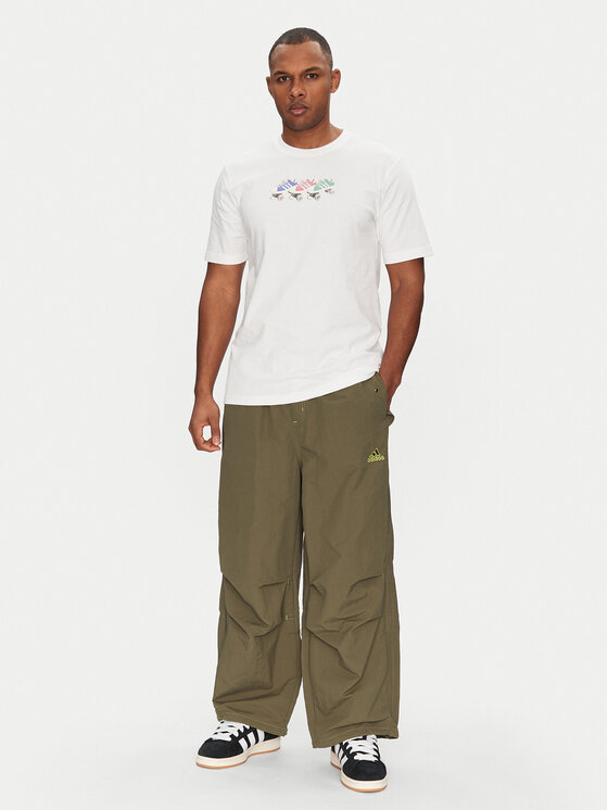 adidas adidas Teplákové kalhoty Parachute JD5416 Zelená Loose Fit