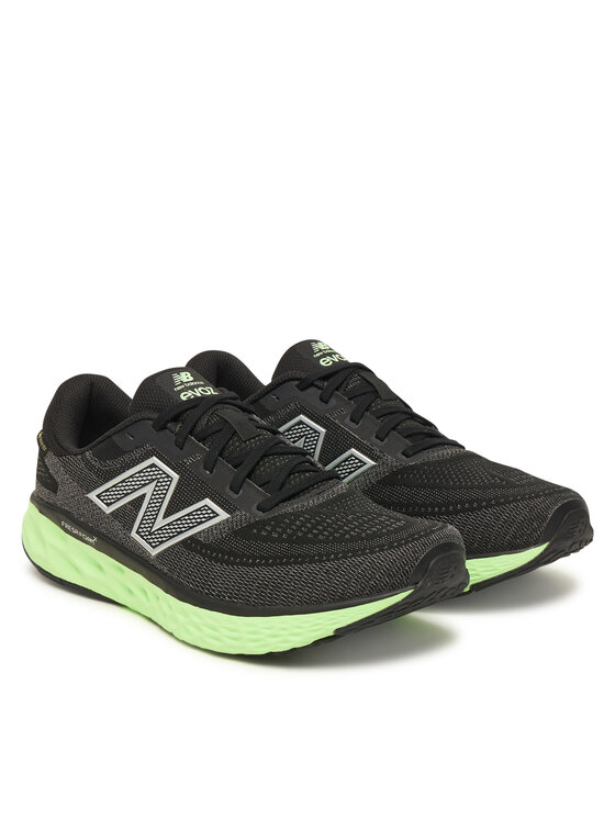 New Balance New Balance Bėgimo batai Evoz MEVOZGB4 Juoda