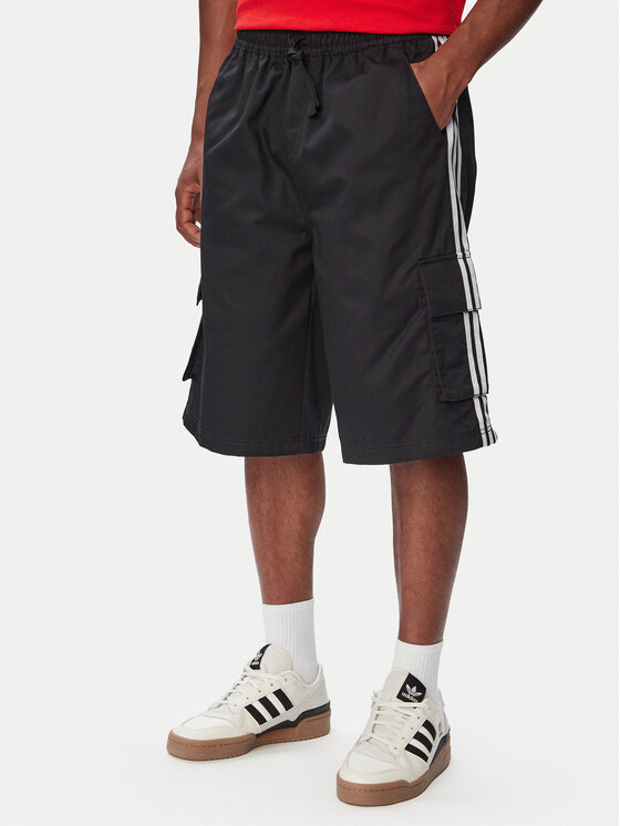adidas adidas Medžiaginiai šortai Adicolor Cotton Twill Cargo Shorts KS9929 Juoda Relaxed Fit