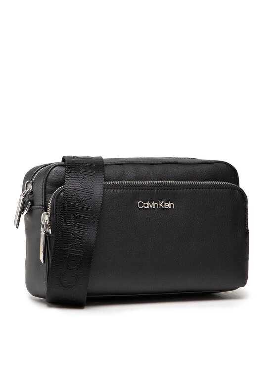 Calvin Klein Calvin Klein Дамска чанта Ck Must Camera Bag W/Pck K60K608410 Черен