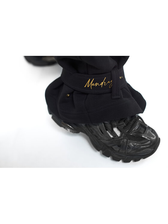 MANDRAGORA MANDRAGORA Spodnie dresowe viviane Czarny Relaxed Fit