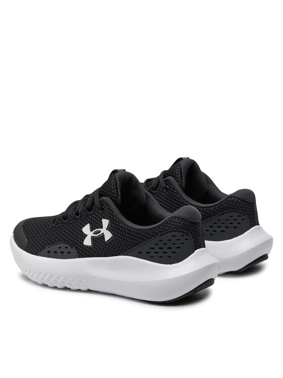 Under Armour Under Armour Маратонки за бягане Ua Bgs Surge 4 3027103-001 Черен