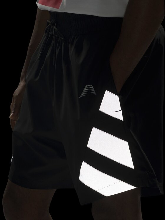 adidas adidas Szorty sportowe 159747 Czarny Loose Fit