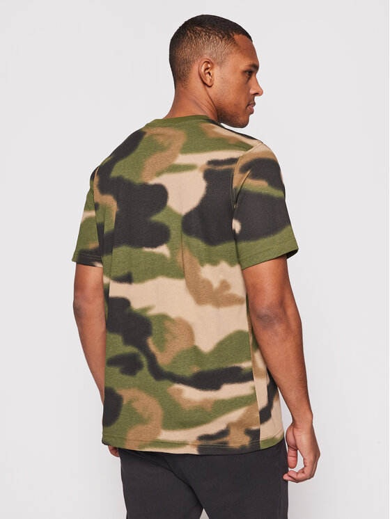adidas T-Shirt Camo Tongue Label GN1863 Grün Regular Fit • Modivo.de