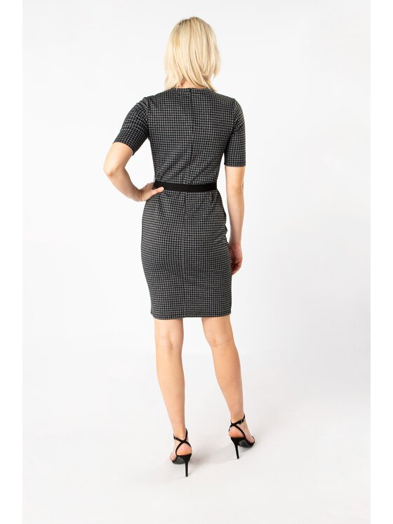 QUIOSQUE QUIOSQUE Každodenné šaty SZACH DRESS BIS Sivá Regular Fit