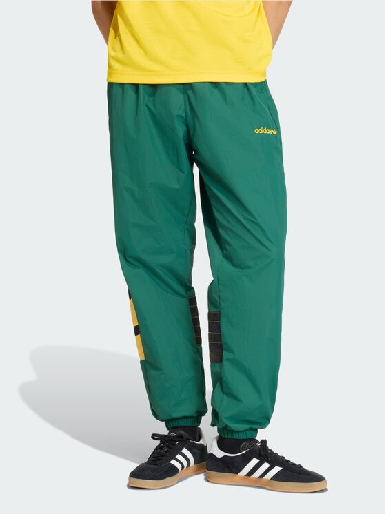 adidas adidas Spodnie dresowe SANTIAGO Zielony Regular Fit