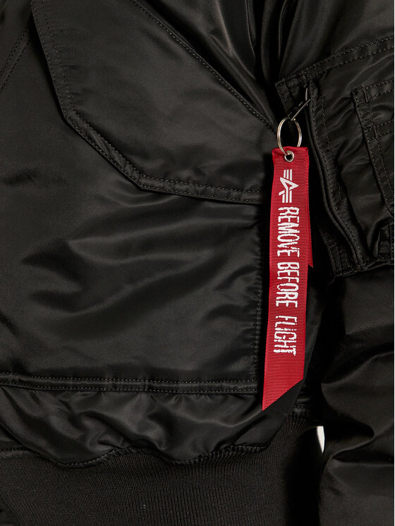 Alpha Industries Alpha Industries Kurtka zimowa 113145 Czarny Regular Fit