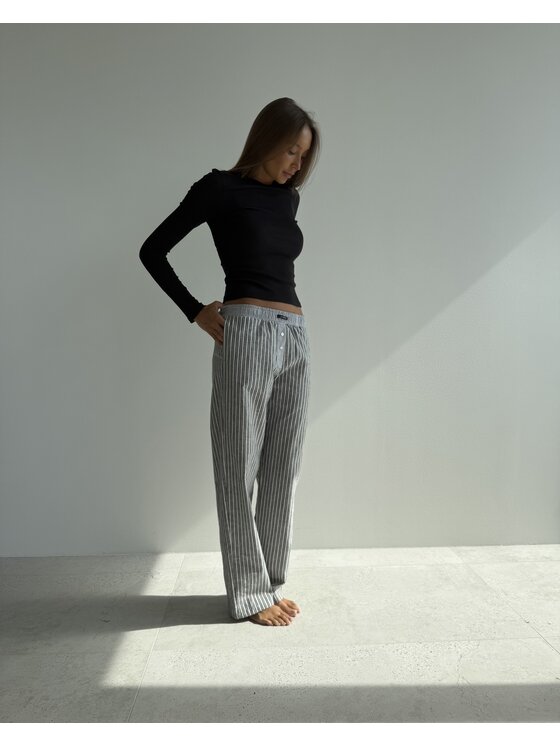 Le Songe Le Songe Spodnie materiałowe LOLA Szary Basic Fit
