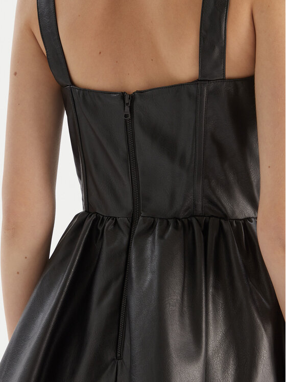 Bardot Bardot Kleid aus Kunstleder Savoy 60114DB Schwarz Regular Fit