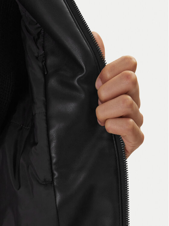 Calvin Klein Jeans Calvin Klein Jeans Μπουφάν από απομίμηση δέρματος LV04RE403G Μαύρο Regular Fit
