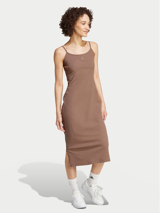 adidas adidas Kasdieninė suknelė ALL SZN IX3795 Ruda Slim Fit