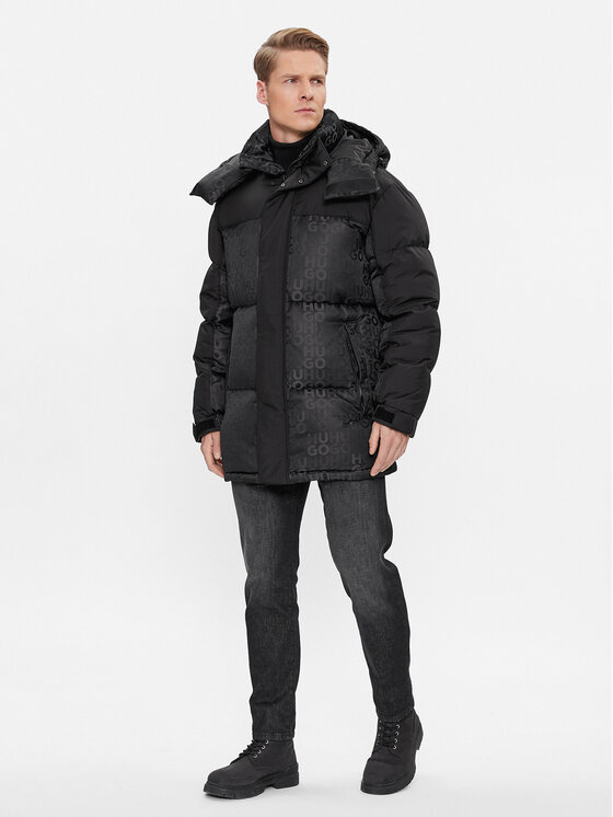 HUGO Hugo Pehelykabát Melmus2341 50498017 Fekete Regular Fit