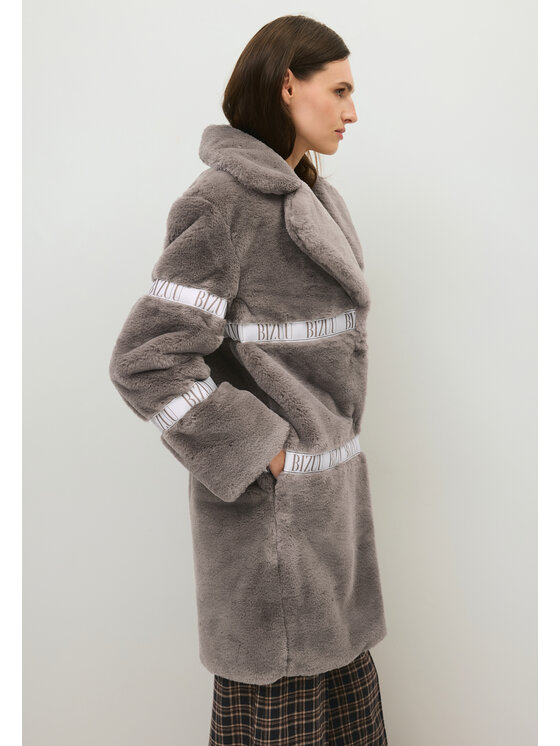 BIZUU BIZUU Kožešina FLORENCE FAUX FUR LAPEL COAT Šedá Standard Fit