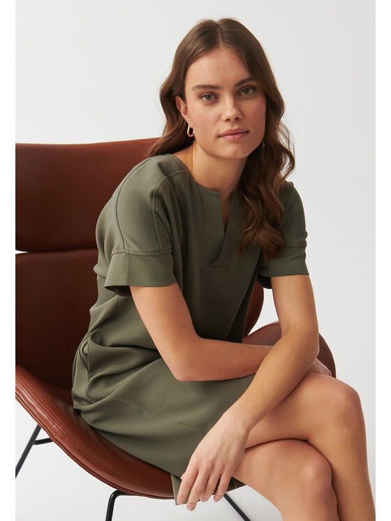 TATUUM TATUUM Sukienka codzienna OWERITA Khaki Barrel Fit