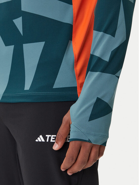 adidas adidas Lenjerie de corp termoactivă partea de sus Multi Synthetic Base Layer JP2756 Verde Regular Fit
