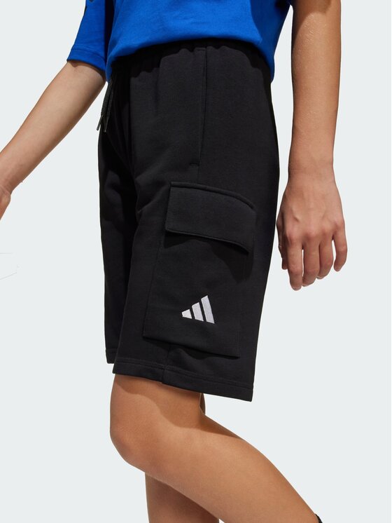adidas adidas Szorty materiałowe Essentials Cargo Czarny Regular Fit