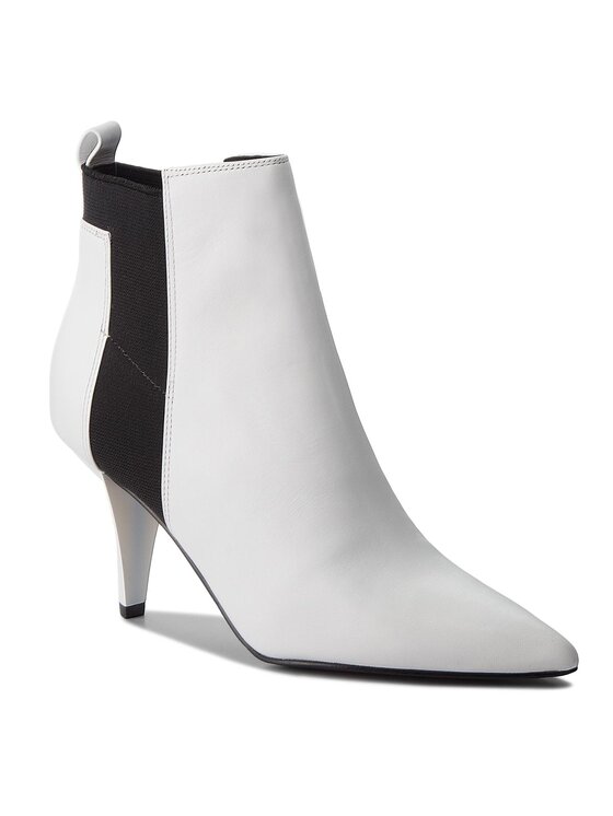 Kendall + Kylie Kendall + Kylie Aulinukai Viva-B Balta