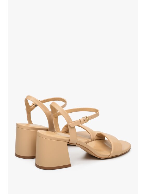 Estro Estro Σανδάλια ER00112883 Μπεζ