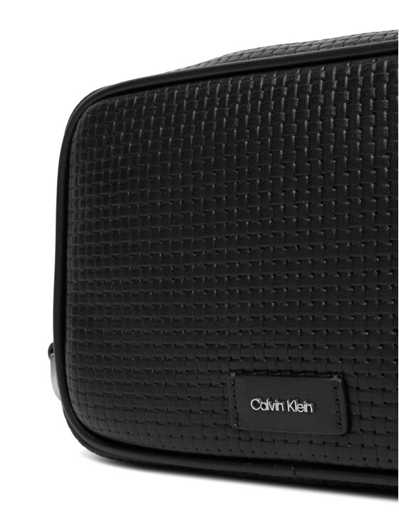 Calvin Klein Calvin Klein Taška cez rameno Embossed Woven Zip Pouch LV04D1111G Čierna