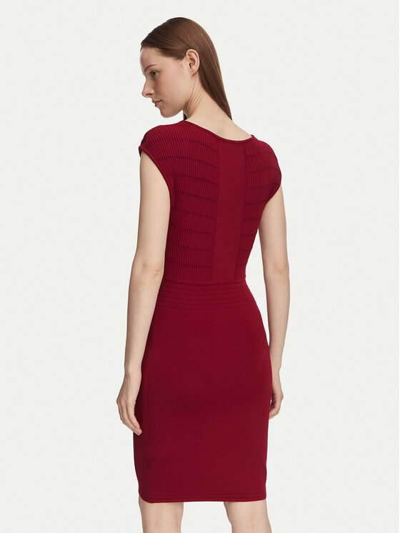 Guess Guess Rochie tricotată W6YK34 Z0969 Vișiniu Slim Fit