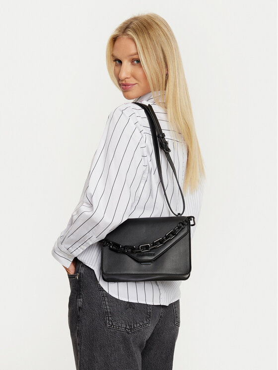 Steve Madden Steve Madden Дамска чанта Bindio-L SM13000788-BBL Черен