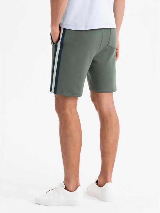 Ombre Ombre Szorty materiałowe OM-SRSK-0156 Zielony Regular Fit