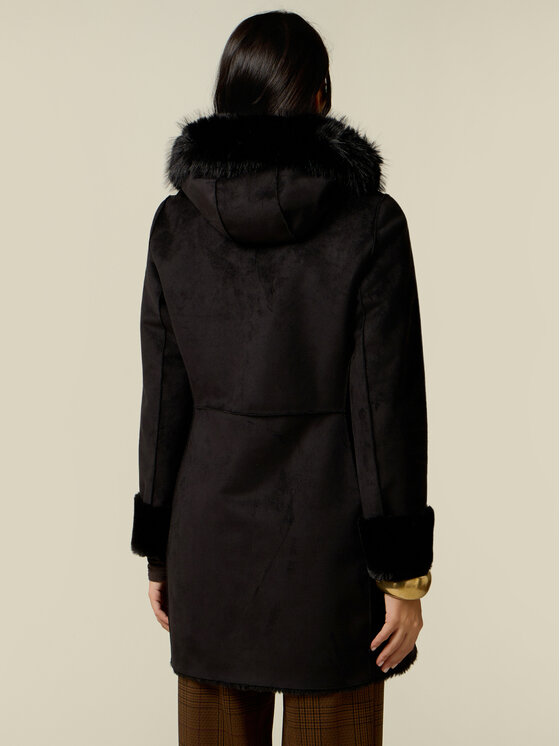 Oltre Oltre Płaszcz zimowy 8716R001346N033 Czarny Regular Fit