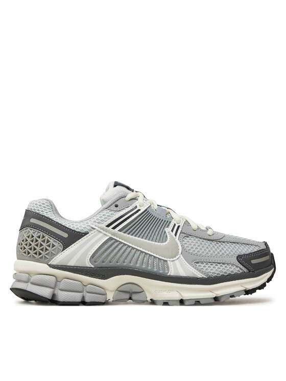 Nike Sneakersy Zoom Vomero 5 FD9919 001 Sivá