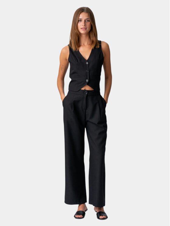 TeeShoppen TeeShoppen Kamizelka 'Basic Collection' Czarny Regular Fit