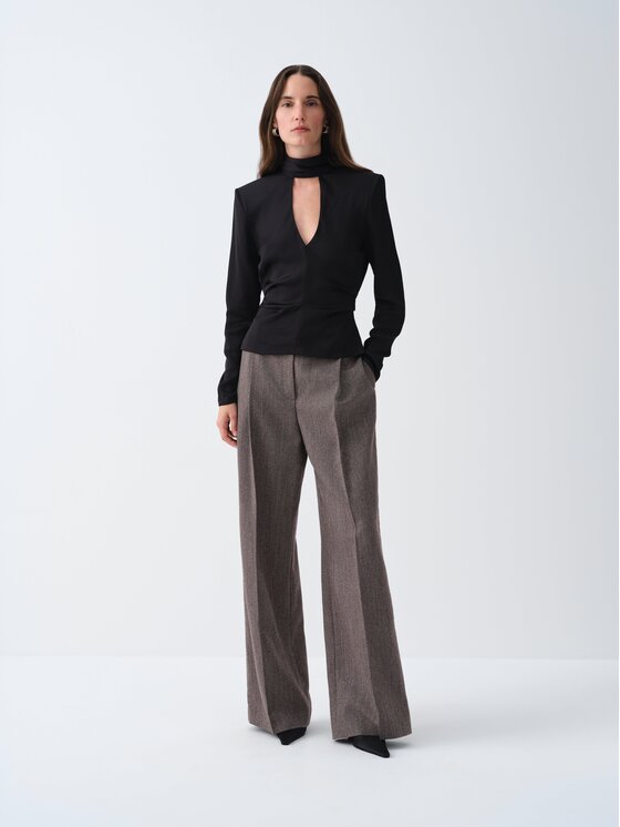 La Mania La Mania Bluzka ELUNE Czarny Basic Fit