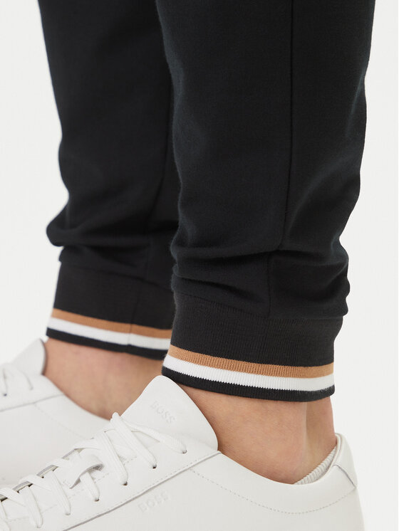 BOSS BOSS Sportinės kelnės Iconic 50554830 Juoda Regular Fit