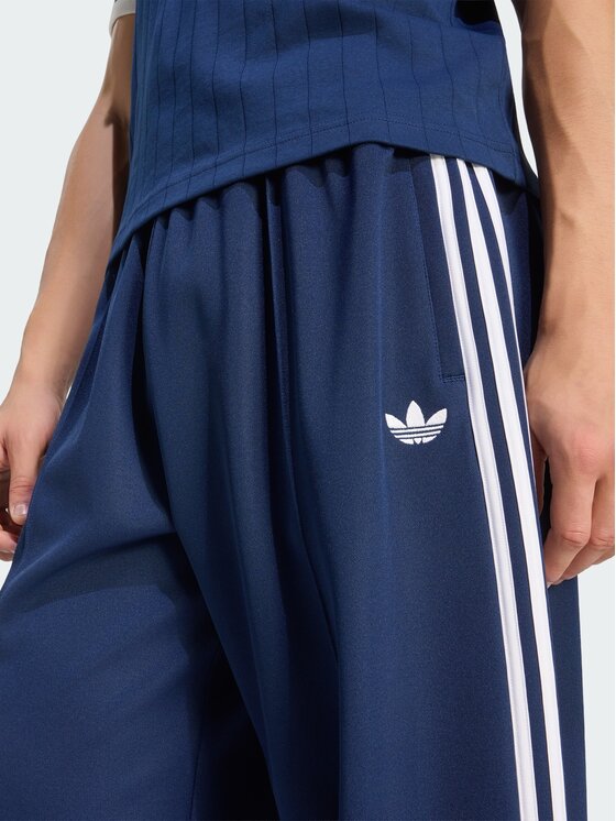 adidas adidas Spodnie dresowe 164743 Niebieski jasny Oversize