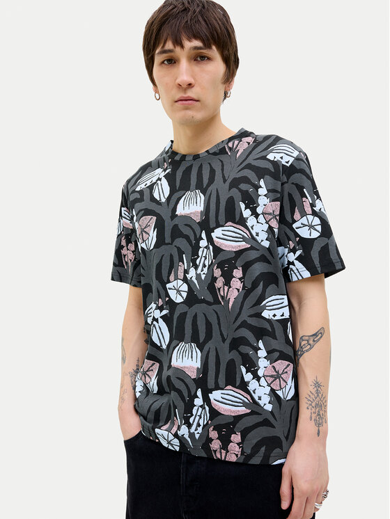 Jack&Jones Jack&Jones T-shirt Almeria 12276912 Crna Regular Fit
