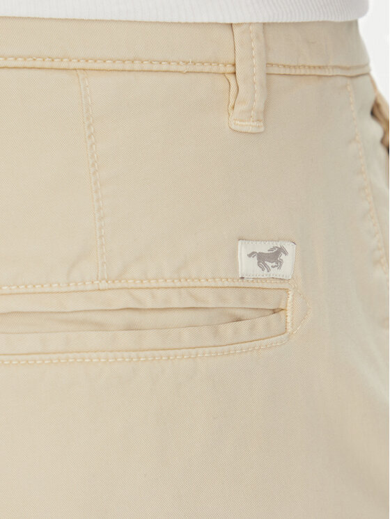 Mustang Mustang Szorty materiałowe Amsterdam 1016450 Beżowy Slim Fit