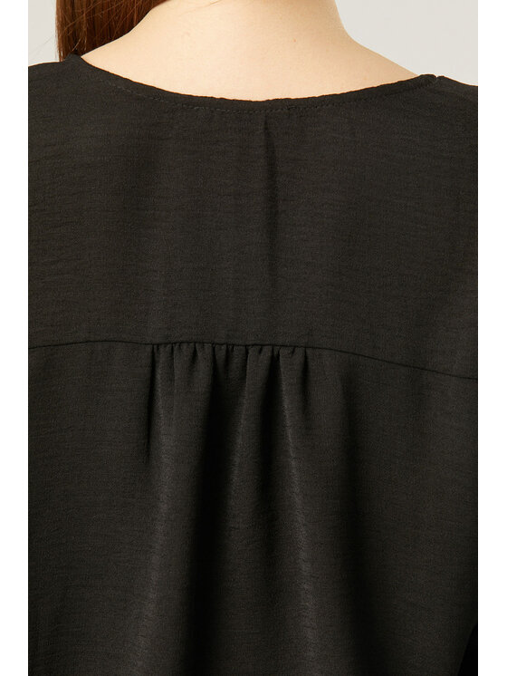QUIOSQUE QUIOSQUE Halenka 19-TK-206 Černá Regular Fit