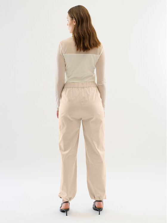 Karen by Simonsen Karen by Simonsen Hlače Maddie 10104748 Bež Relaxed Fit