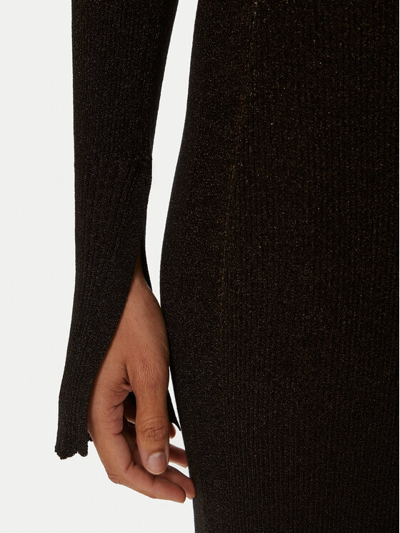 Patrizia Pepe Patrizia Pepe Koktejlové šaty 8A1331 K1QZA K250 Černá Slim Fit