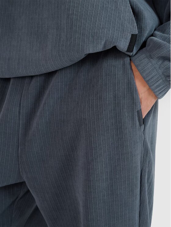 4F 4F Jogger nohavice 4FRSS25TTROM1476-22S Čierna Regular Fit