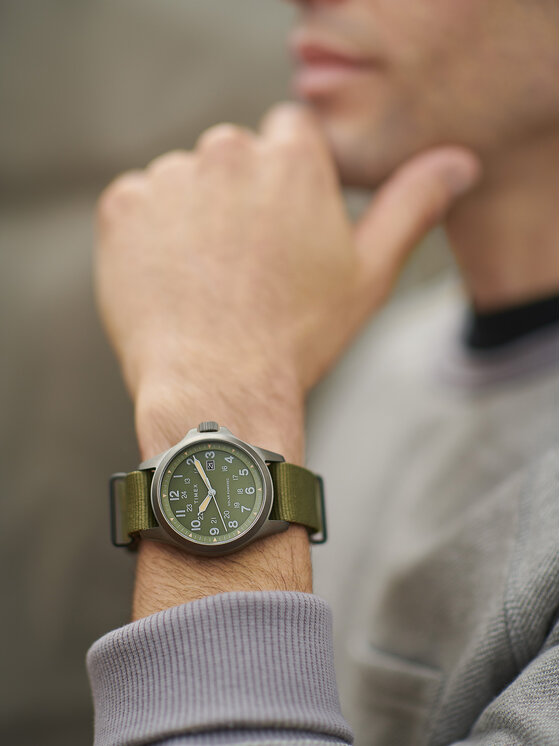 Timex Timex Часовник Expedition North Field Post Solar TW2V03700 Зелен