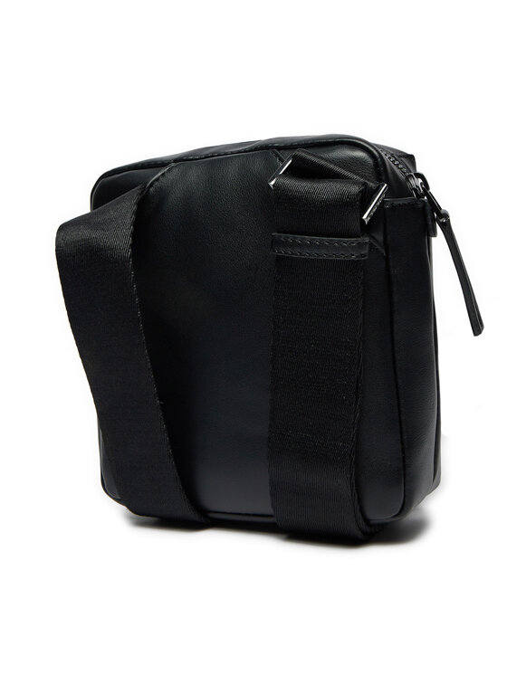 Calvin Klein Calvin Klein Мъжка чантичка Clean Essential Cube Reporter K50K512183 Черен