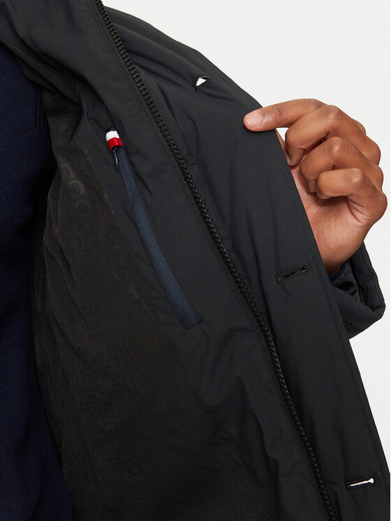 Hechter Paris Hechter Paris Pūkinė striukė 50168 142205 Juoda Regular Fit