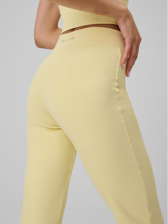 4F 4F Spodnie dresowe YOGA Żółty Regular Fit