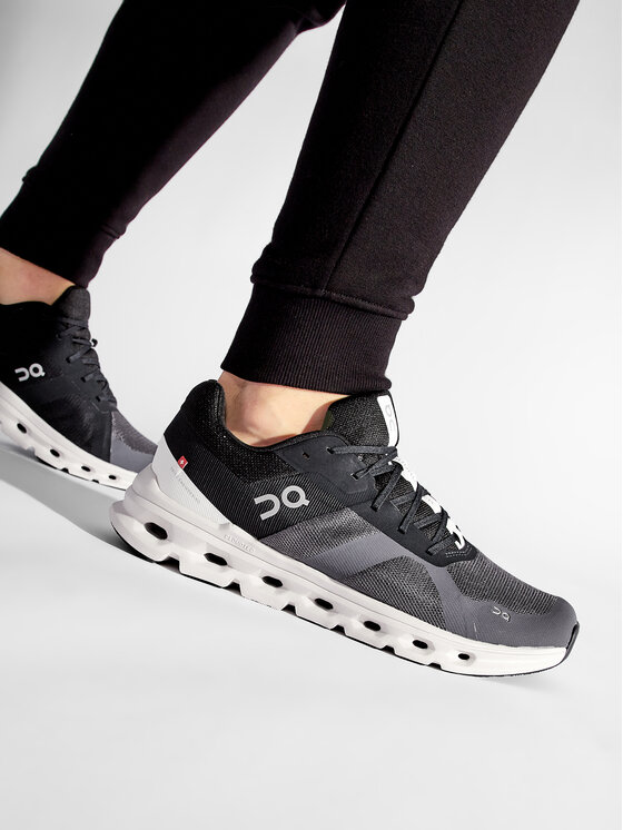 On On Futócipő Cloudrunner 46.99017 Szürke
