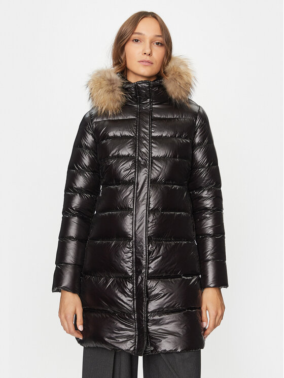 Hetregó Puhovka Lilith 8K726M 23WD05 Črna Regular Fit